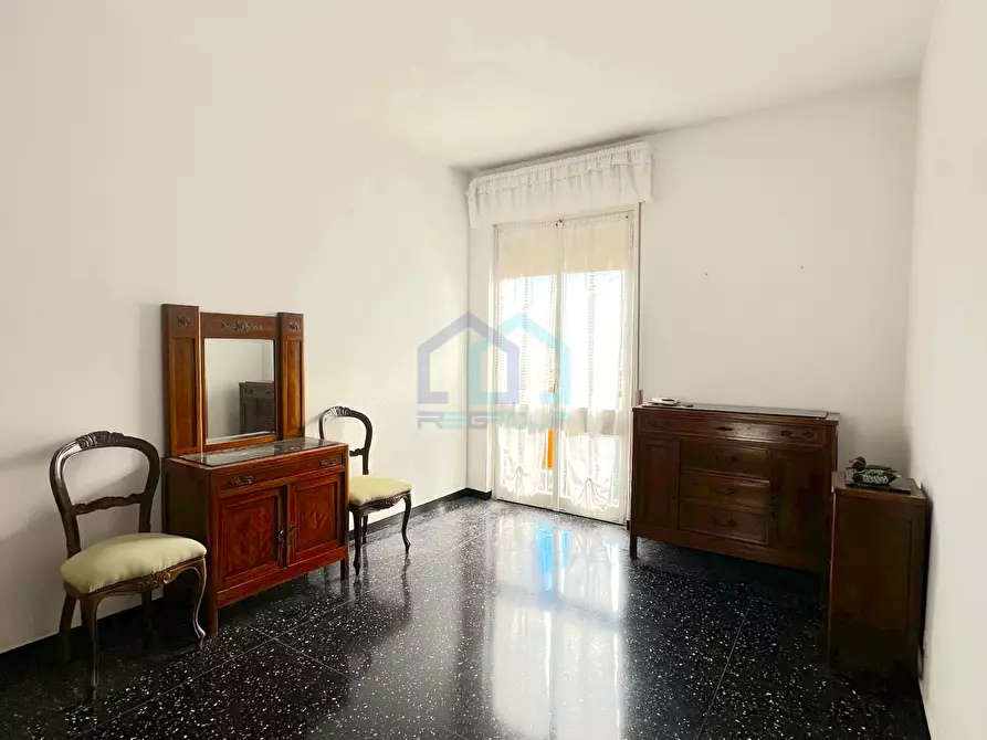 Immagine 13 di Pentalocale in vendita  in Via San Francesco D'Assisi 4a a Savona