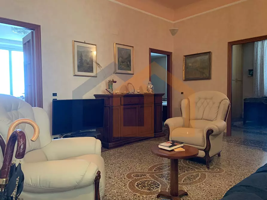 Immagine 4 di Appartamento in vendita  in Via Giovanni Amendola a Savona