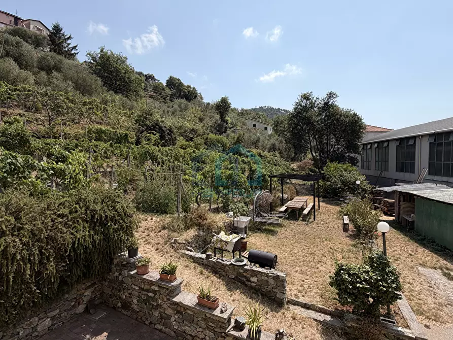Immagine 15 di Villa in vendita  in Via Tecci 16 a Quiliano