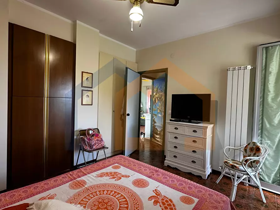 Immagine 20 di Quadrilocale in vendita  in Via de Negri 8 a Bergeggi