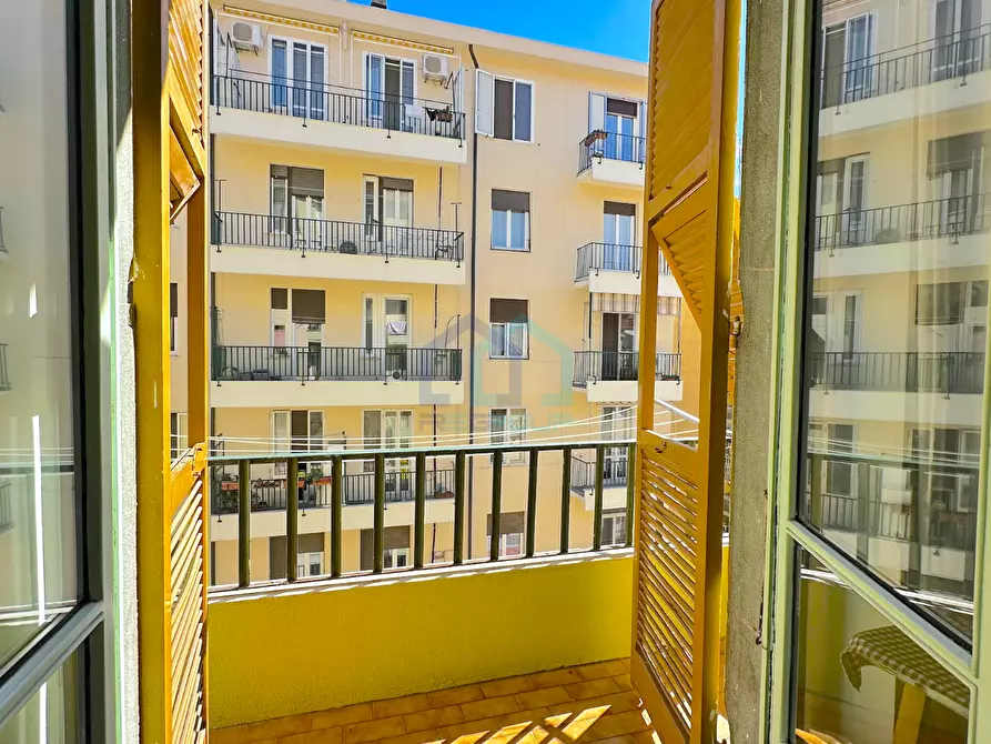 Immagine 13 di Trilocale in vendita  in Via Giuseppe Cesare Abba 2 a Savona