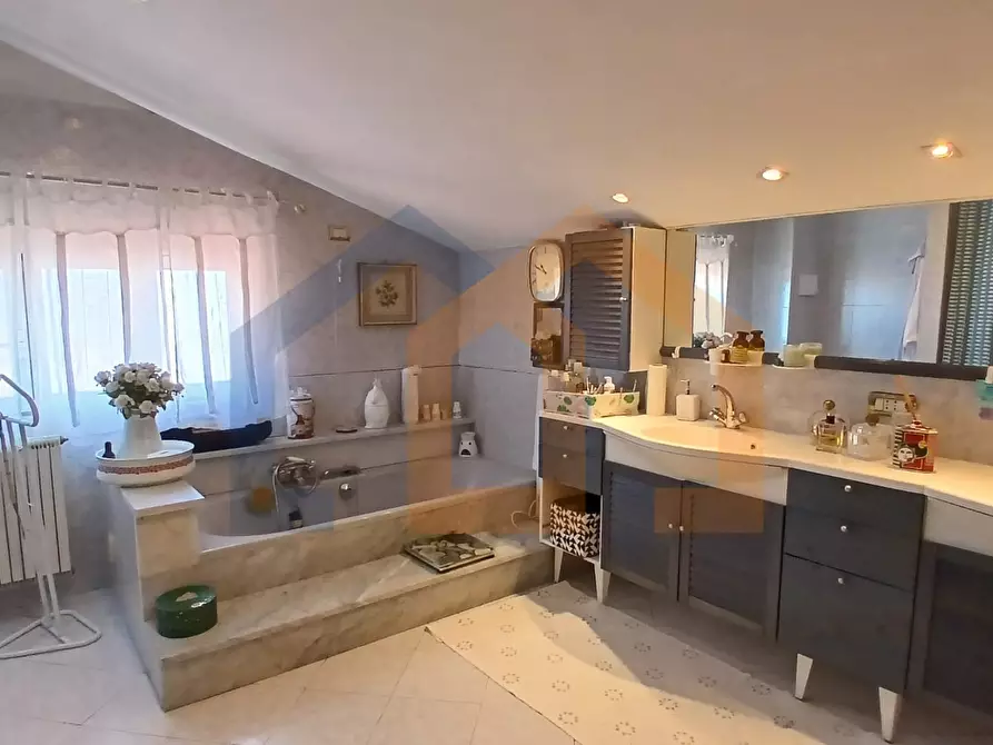 Immagine 27 di Villa in vendita  in Via Poggio dell'Orizzonte 65 a Albissola Marina