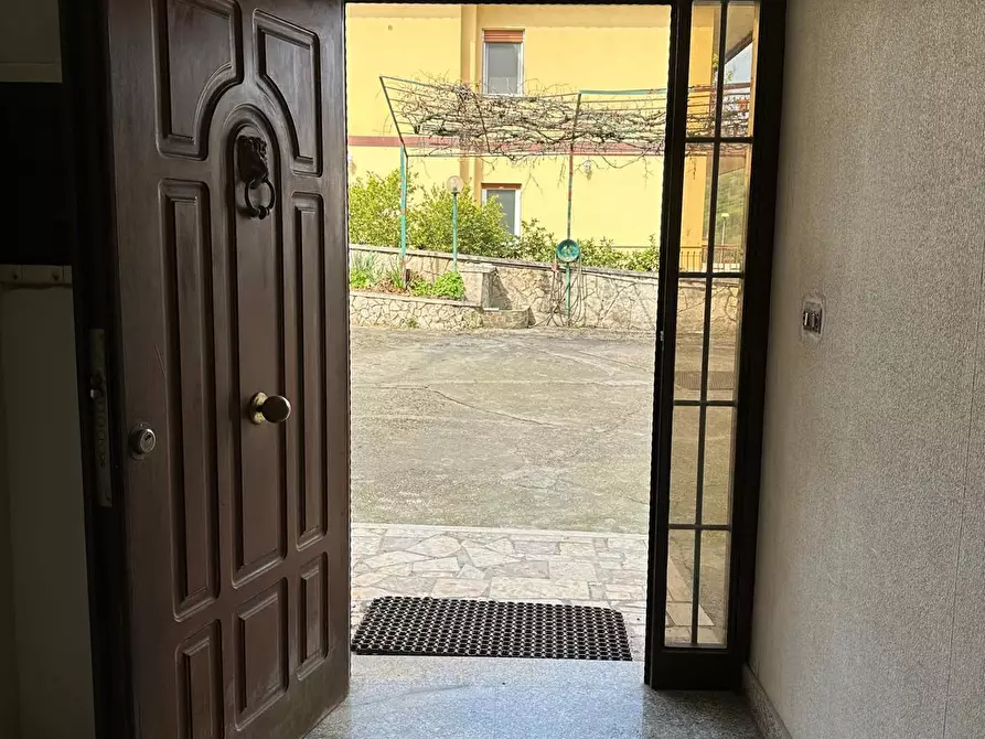 Immagine 29 di Pentalocale in vendita  in Via Marche 83 a Fonte Nuova