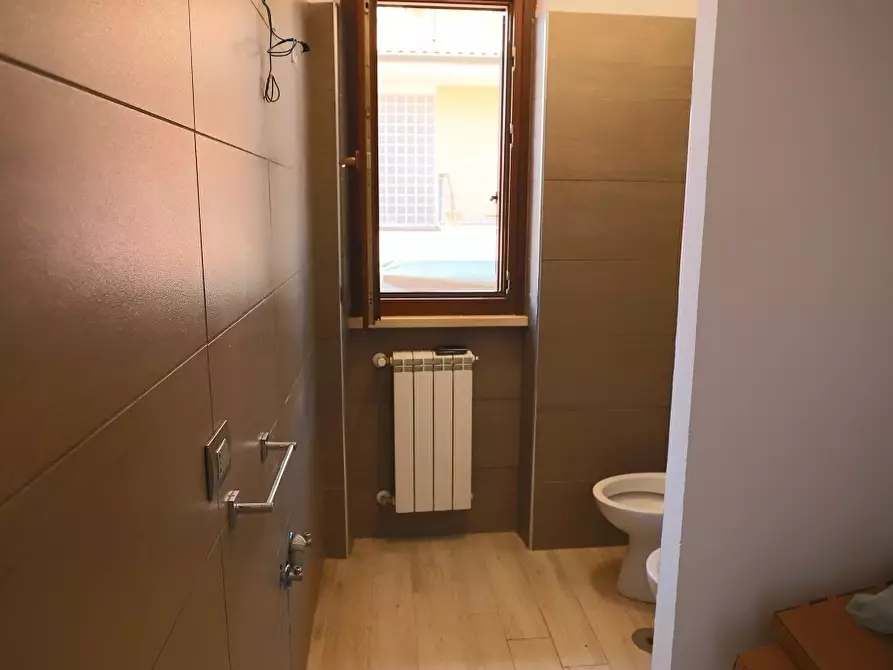 Immagine 5 di Villa in vendita  in Via Irlanda 13 a Guidonia Montecelio