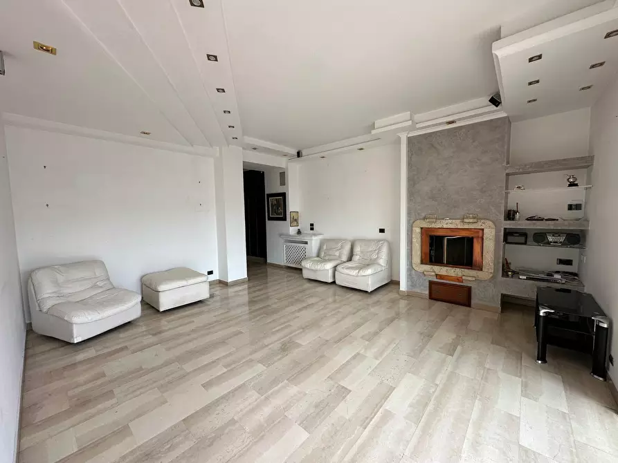 Immagine 26 di Quadrilocale in vendita  in Via Sant' Angelo Romano 1 a Fonte Nuova