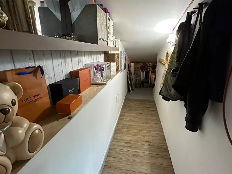 Immagine 23 di Quadrilocale in vendita  in Via Molise a Fonte Nuova