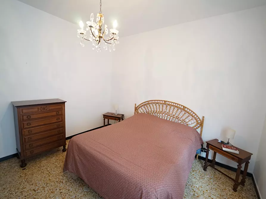 Immagine 9 di Quadrilocale in affitto  a Lavagna