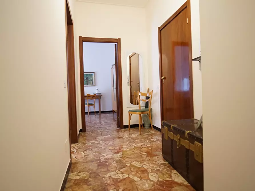 Immagine 10 di Bilocale in affitto  a Chiavari