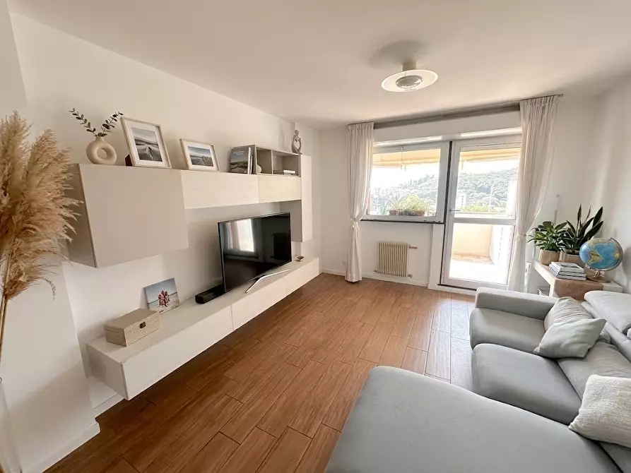 Immagine 1 di Appartamento in vendita  in Via Pianello 15 a Chiavari