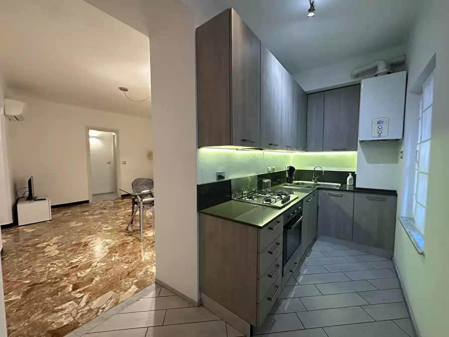 Immagine 4 di Pentalocale in affitto  a Chiavari