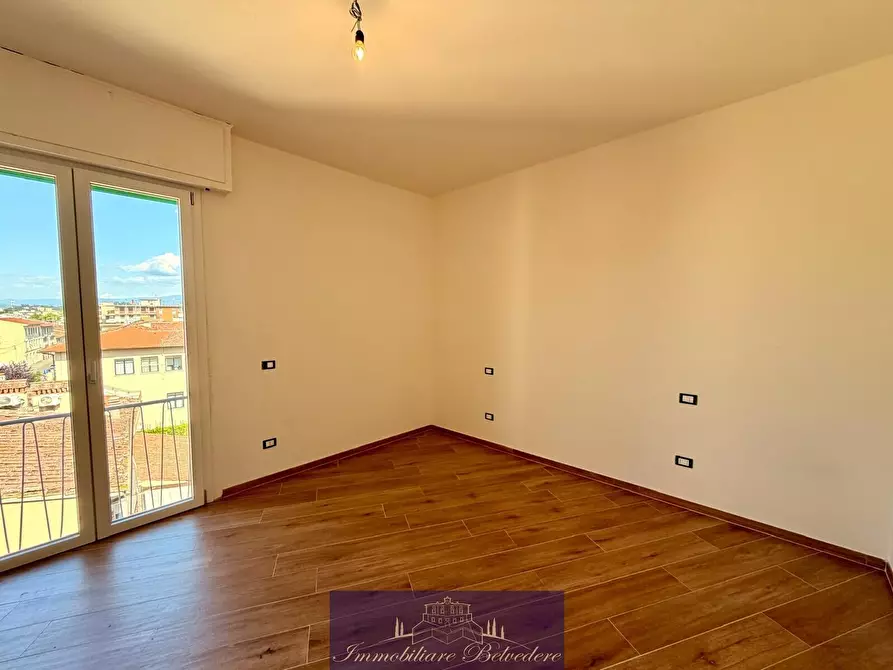 Immagine 13 di Trilocale in vendita  in Via Attavante a Firenze
