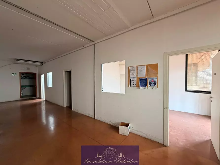 Immagine 8 di Capannone industriale in affitto  in Via Codignola a Scandicci