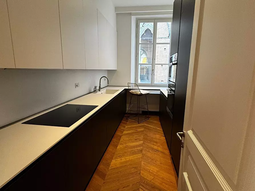 Immagine 13 di Appartamento in affitto  in Via dei Calzaiuoli a Firenze