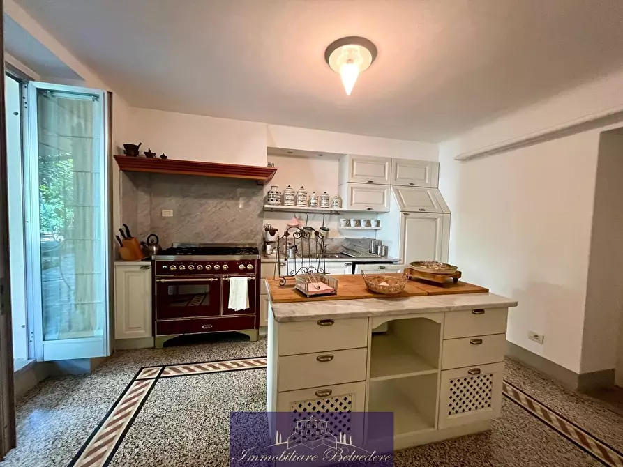 Immagine 27 di Villa in vendita  in Via XX Settembre a Firenze