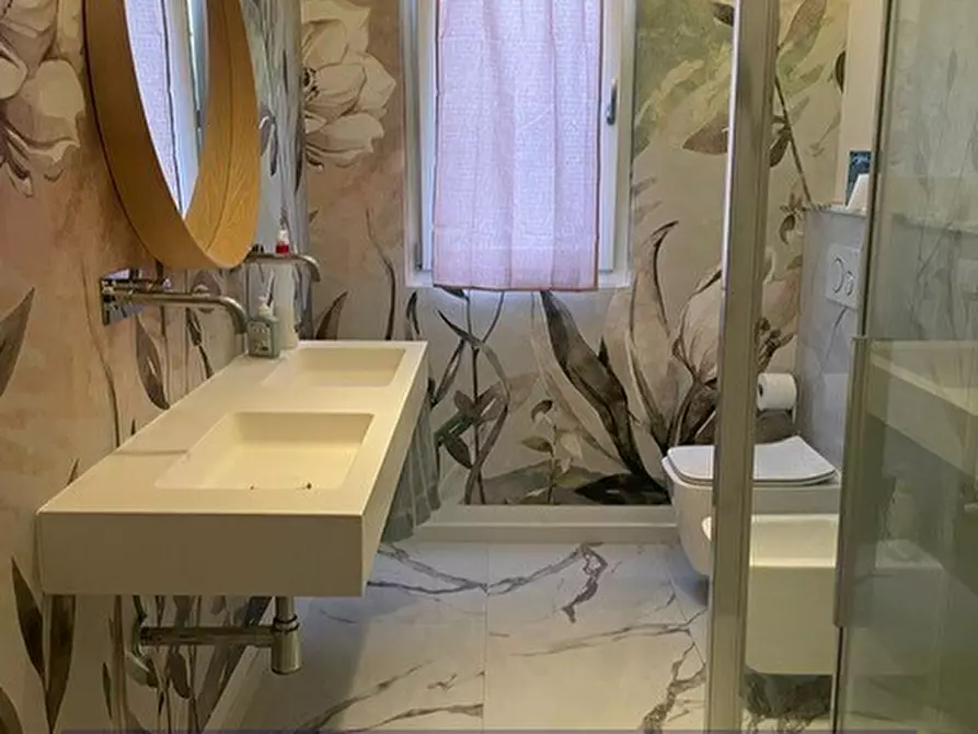 Immagine 16 di Quadrilocale in vendita  in Via Reims a Firenze