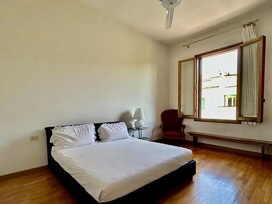 Immagine 2 di Trilocale in affitto  in Via Giandomenico Romagnosi a Firenze