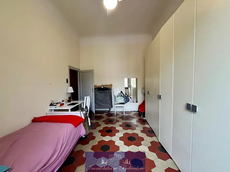 Immagine 10 di Trilocale in affitto  in Via Garibaldi a Firenze