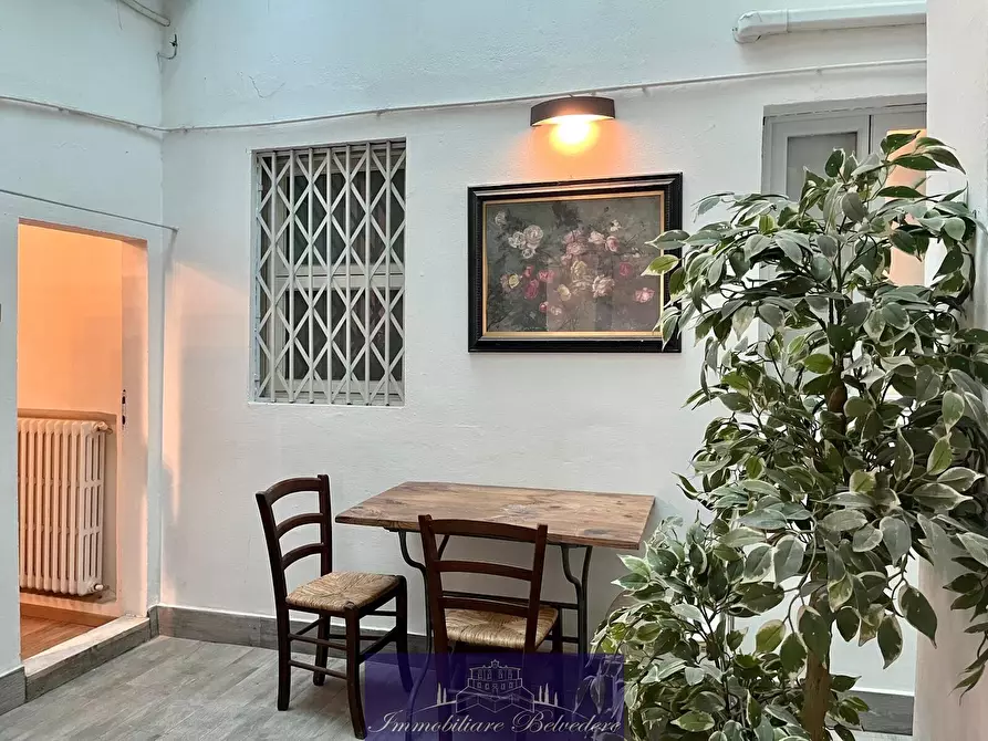 Immagine 4 di Quadrilocale in affitto  in Lungarno Vespucci a Firenze