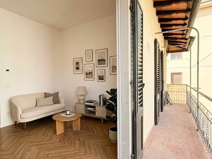 Immagine 13 di Quadrilocale in vendita  in Via Giovanni Fabbroni a Firenze