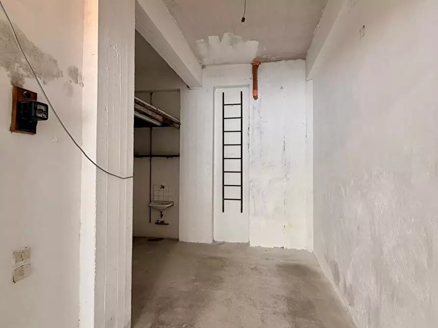 Immagine 3 di Garage in affitto  in Via Vincenzo Bellini a Firenze