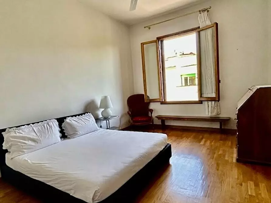 Immagine 1 di Trilocale in affitto  in Via Giandomenico Romagnosi a Firenze