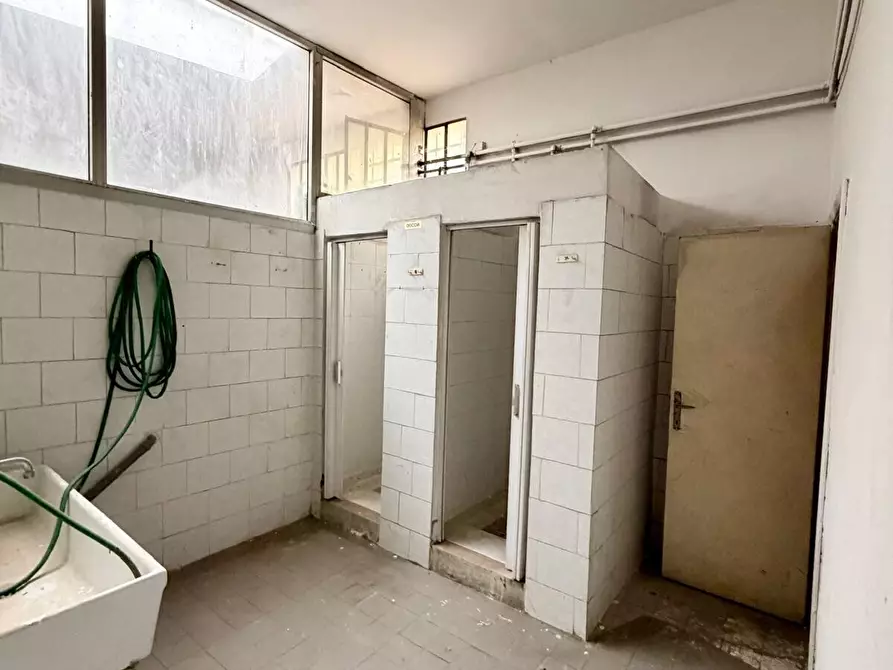 Immagine 7 di Laboratorio in vendita  in Via Pisana a Firenze