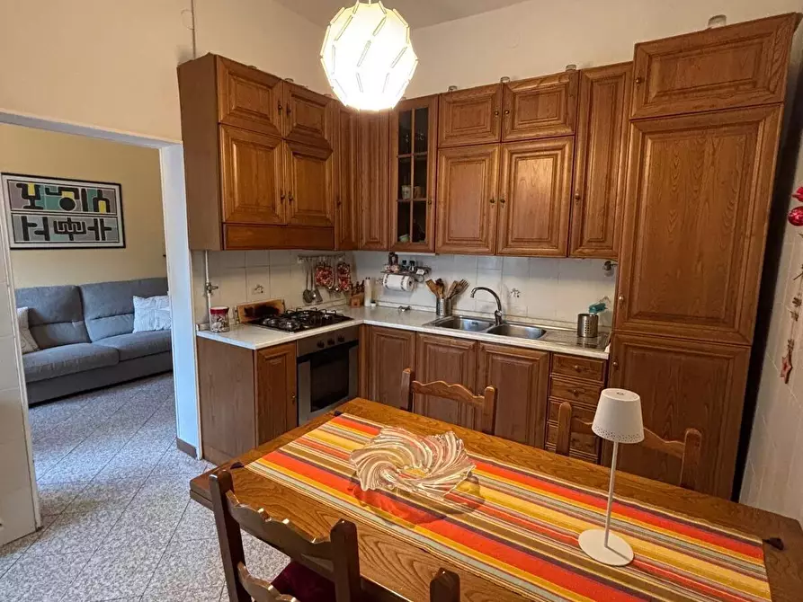 Immagine 7 di Quadrilocale in vendita  in Via San Vincenzo a Prato