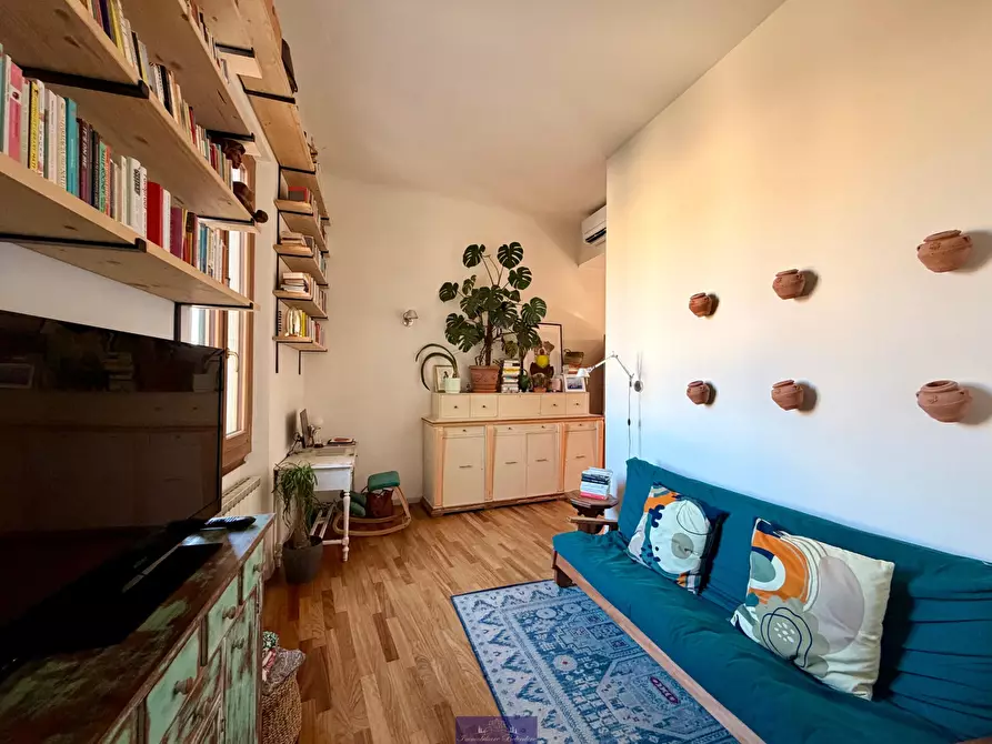 Immagine 21 di Appartamento in vendita  in Via Accursio a Firenze