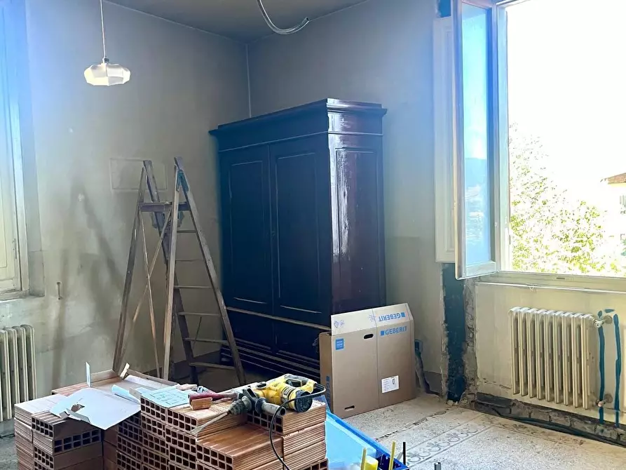 Immagine 14 di Trilocale in vendita  in Via Caponsacchi a Firenze