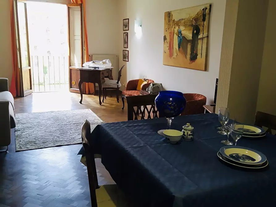 Immagine 4 di Trilocale in affitto  in Lungarno Acciaioli a Firenze