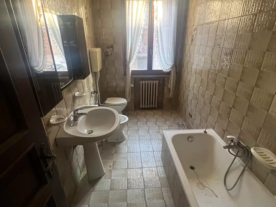 Immagine 27 di Quadrilocale in vendita  in via Della Ghiaia 47 a Modena