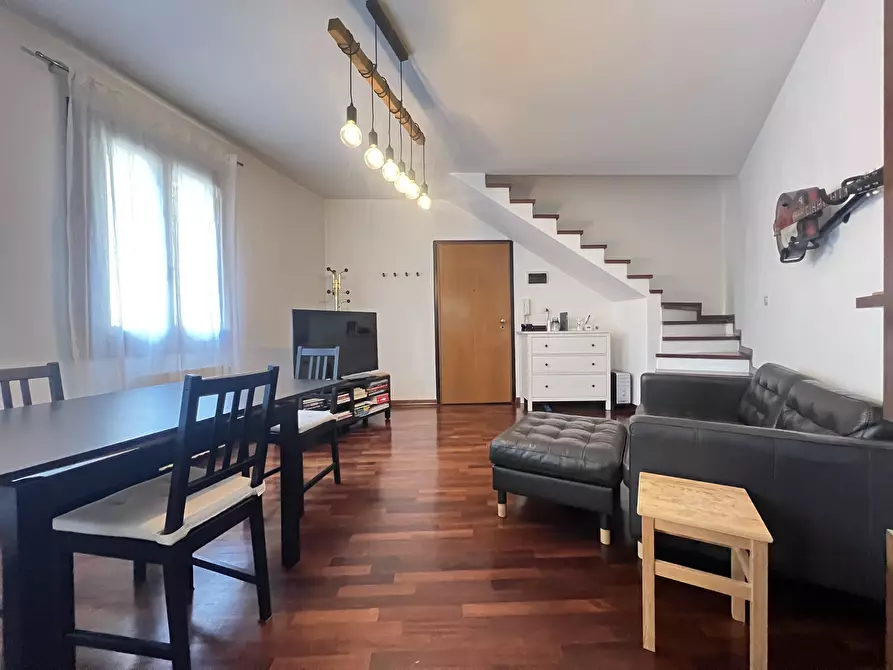 Immagine 1 di Bilocale in affitto  in Via Gianfrañco Rambelli 19 a San Giovanni In Persiceto