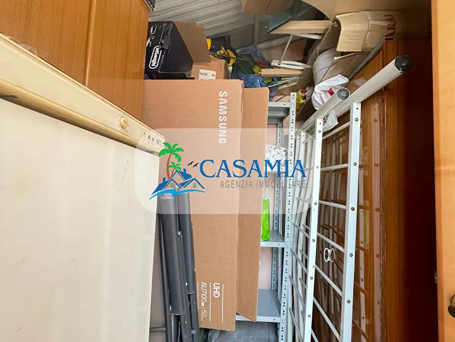 Immagine 27 di Pentalocale in vendita  in Via Montebello a San Benedetto Del Tronto