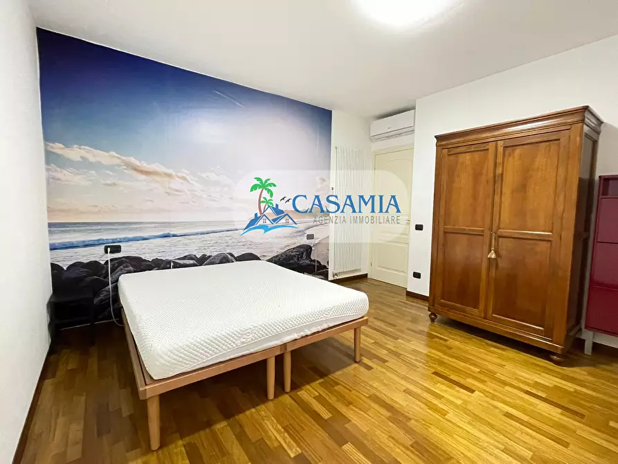 Immagine 21 di Trilocale in vendita  a Cupra Marittima