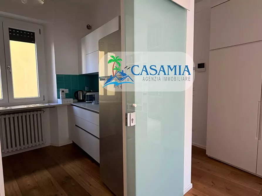 Immagine 9 di Quadrilocale in vendita  in Via San Martino a San Benedetto Del Tronto