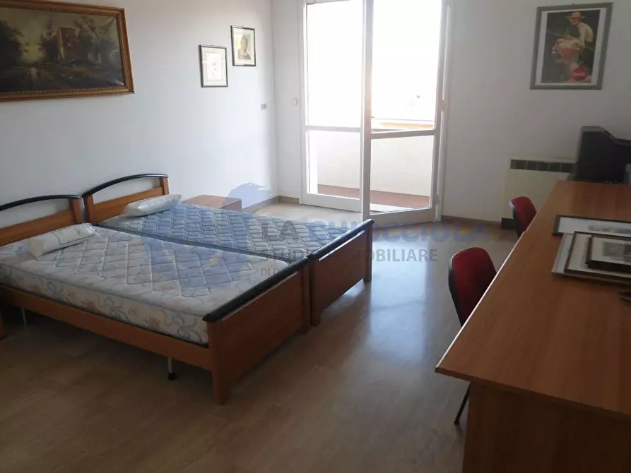 Immagine 9 di Trilocale in affitto  in via Valdossola a Bologna