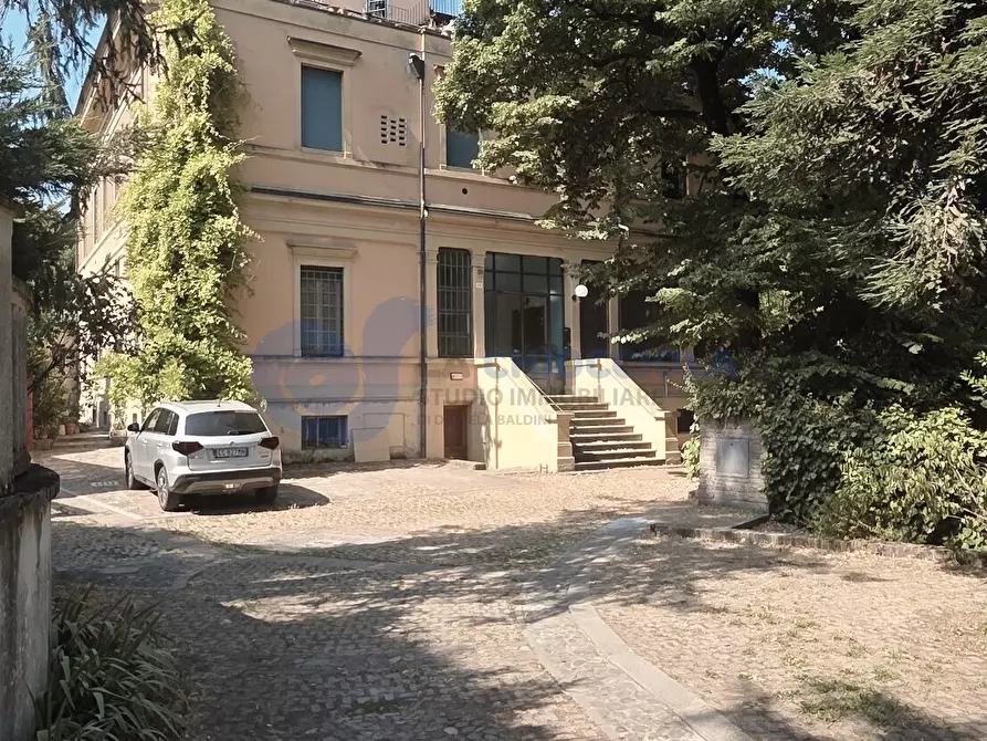 Immagine 1 di Quadrilocale in affitto  a Bologna