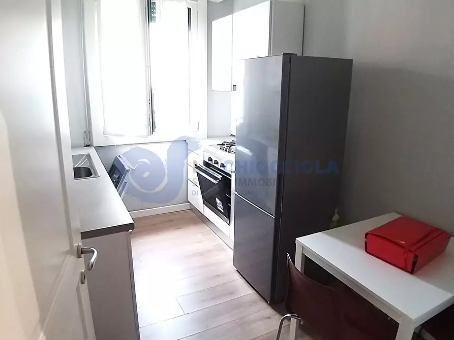 Immagine 9 di Trilocale in affitto  in VIA RANZANI a Bologna