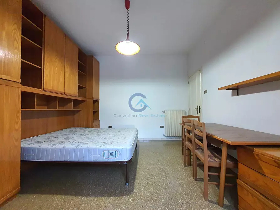 Immagine 5 di Trilocale in affitto  a Catanzaro