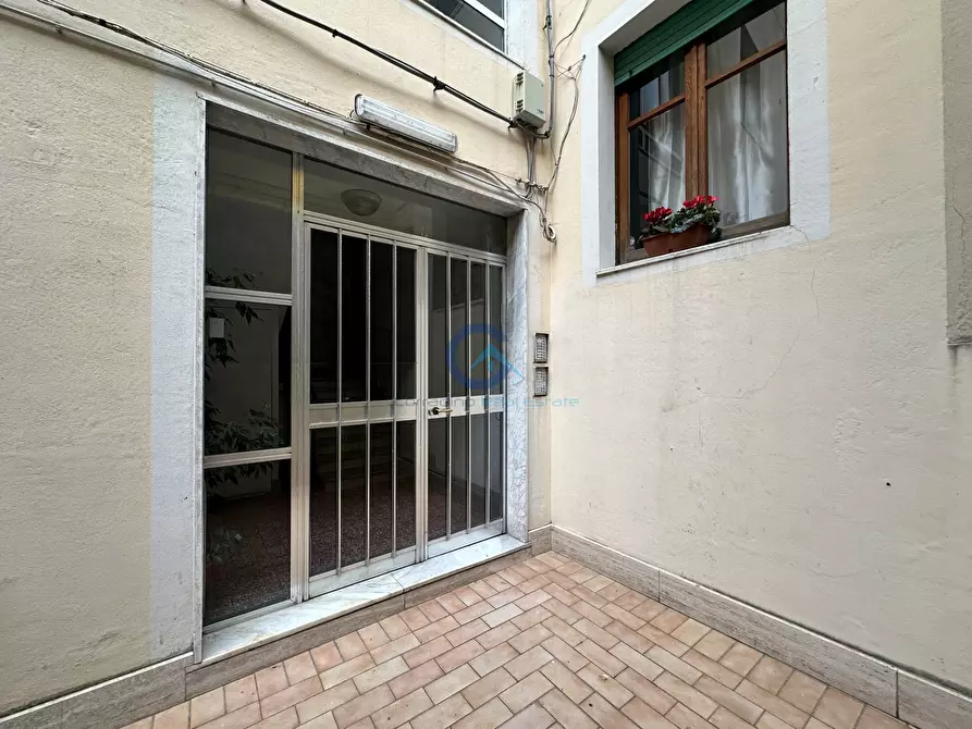 Immagine 8 di Quadrilocale in vendita  in piazza Osservanza 4 a Catanzaro