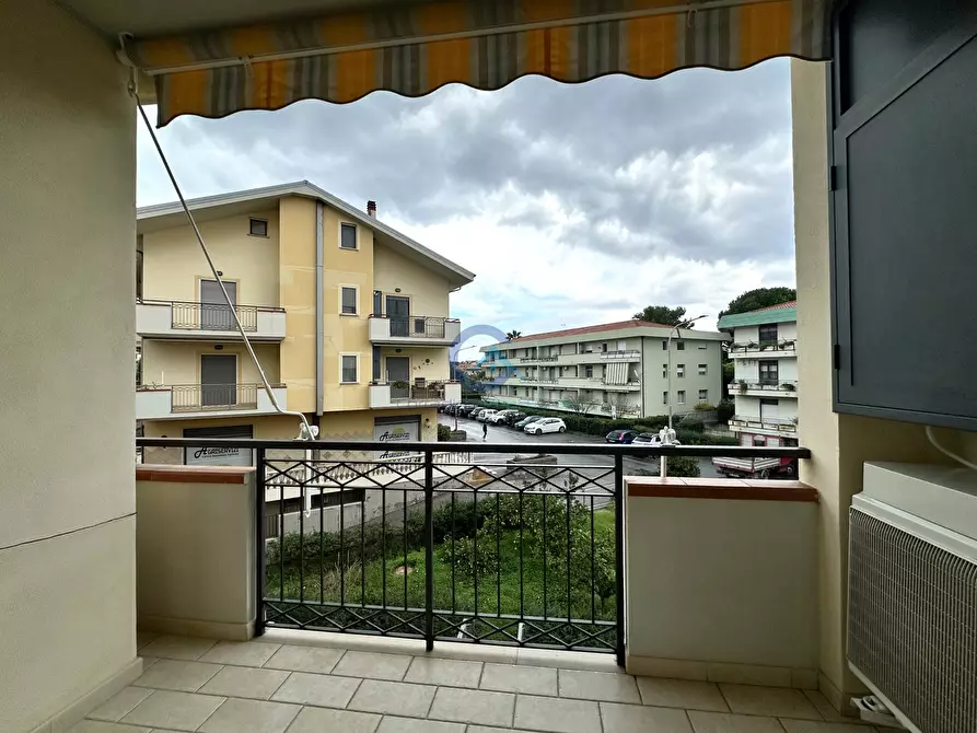 Immagine 13 di Trilocale in vendita  in Via Laerte 5 a Squillace