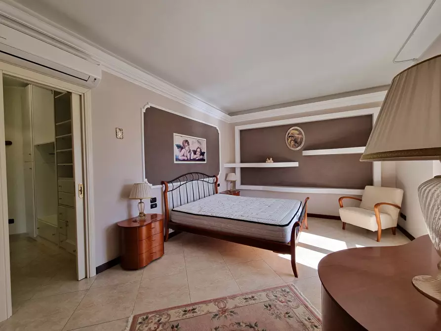 Immagine 9 di Attico in vendita  a Squillace