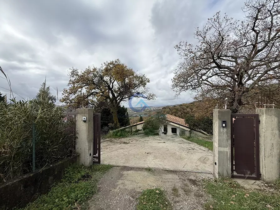 Immagine 25 di Villa in vendita  in Via Codella a Settingiano