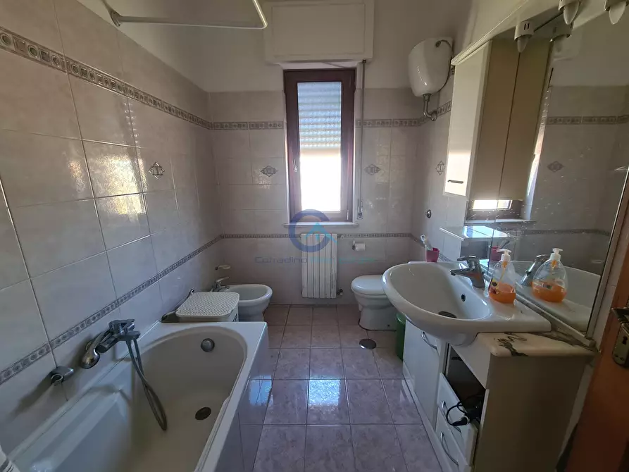 Immagine 11 di Stanza singola in affitto  a Catanzaro