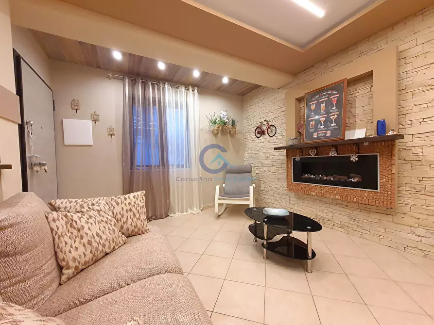 Immagine 3 di Trilocale in affitto  in Viale Fiume Mesima 39 a Catanzaro