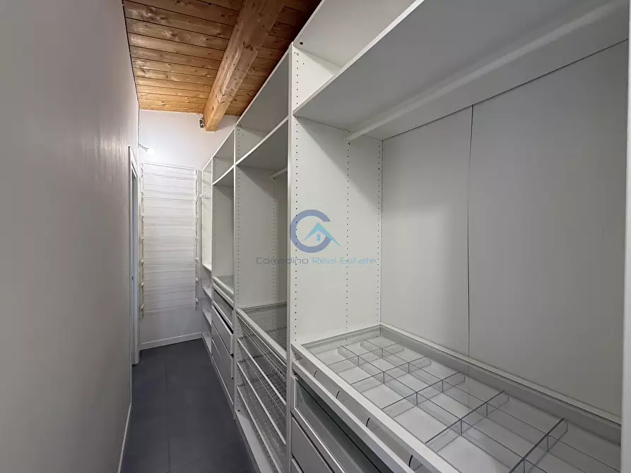 Immagine 14 di Attico in vendita  in Via Martiri di Cefalonia 5C a Catanzaro