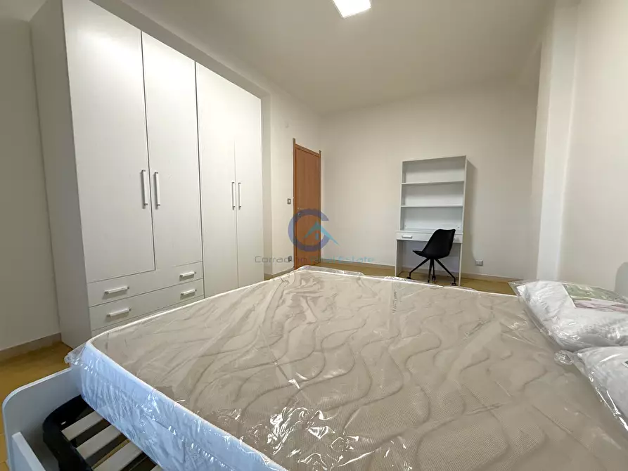 Immagine 8 di Stanza singola in affitto  a Catanzaro