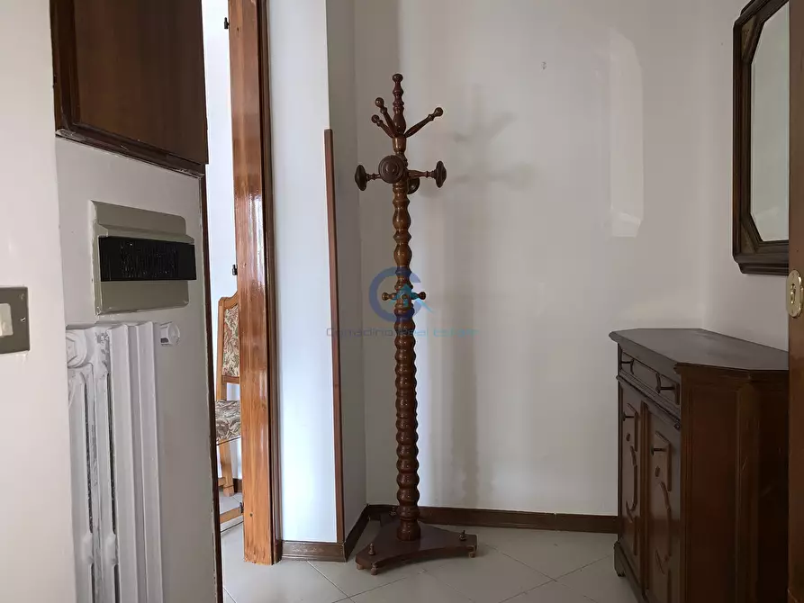 Immagine 5 di Trilocale in affitto  a Catanzaro