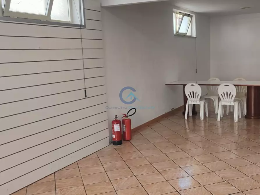 Immagine 4 di Locale commerciale in affitto  a Catanzaro