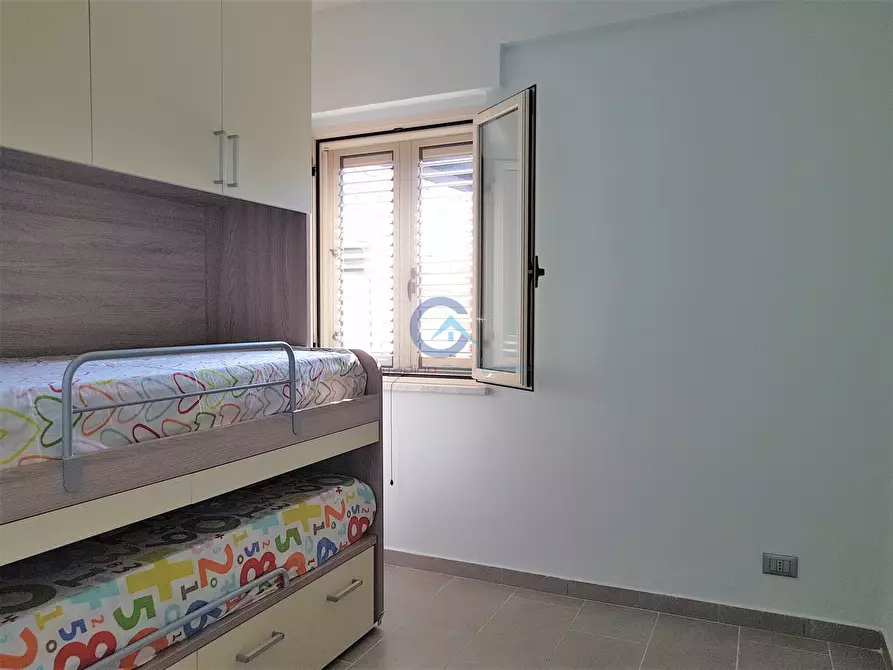 Immagine 10 di Trilocale in affitto  a Catanzaro